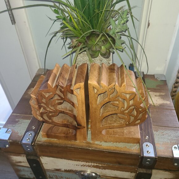 Wooden Bookends Wood  Hand Crafted Vintage Carved Tree 8" x 10" x 3" - Picture 8 of 11